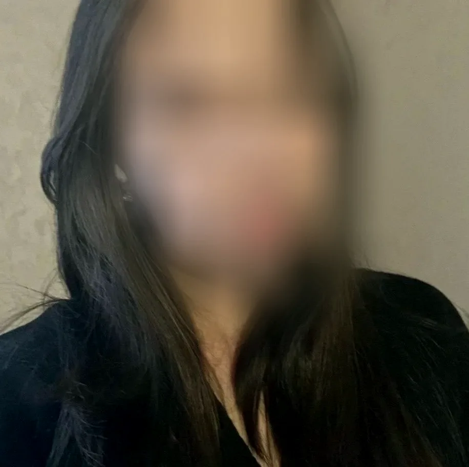Claudia, 20 años