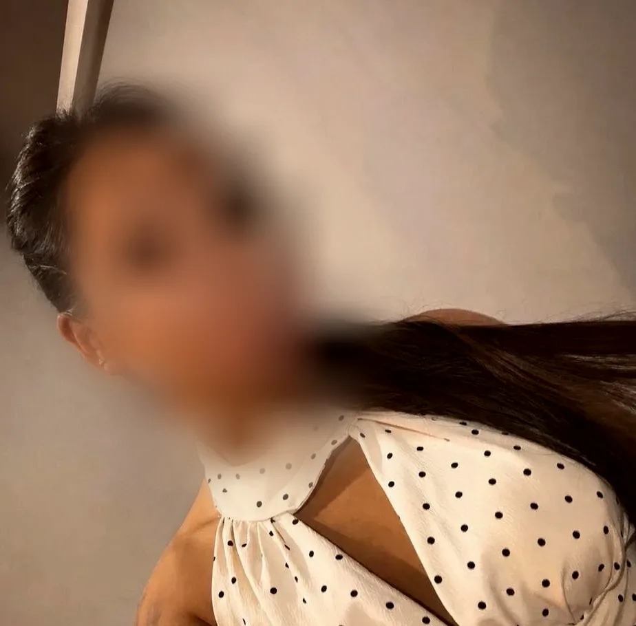 Nuria, 25 años